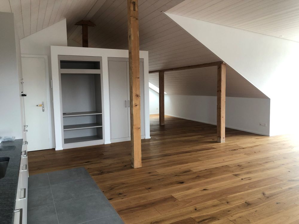 Neu erstellte, grosszügige Dachwohnung mit Charme - Bild 5