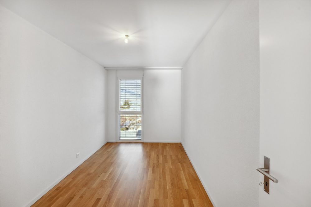 4.5 pièces moderne de 103m2 avec balcon - Zimmer