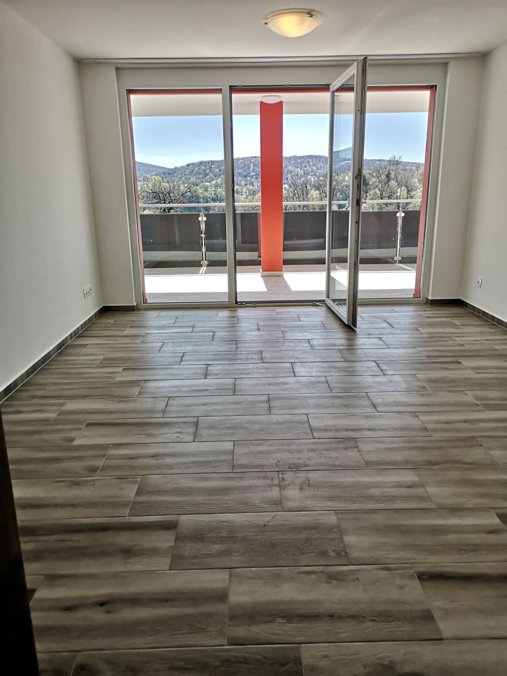 Appartement neuf au 1er étage avec terrasse couverte, avec vue. - Bild 11