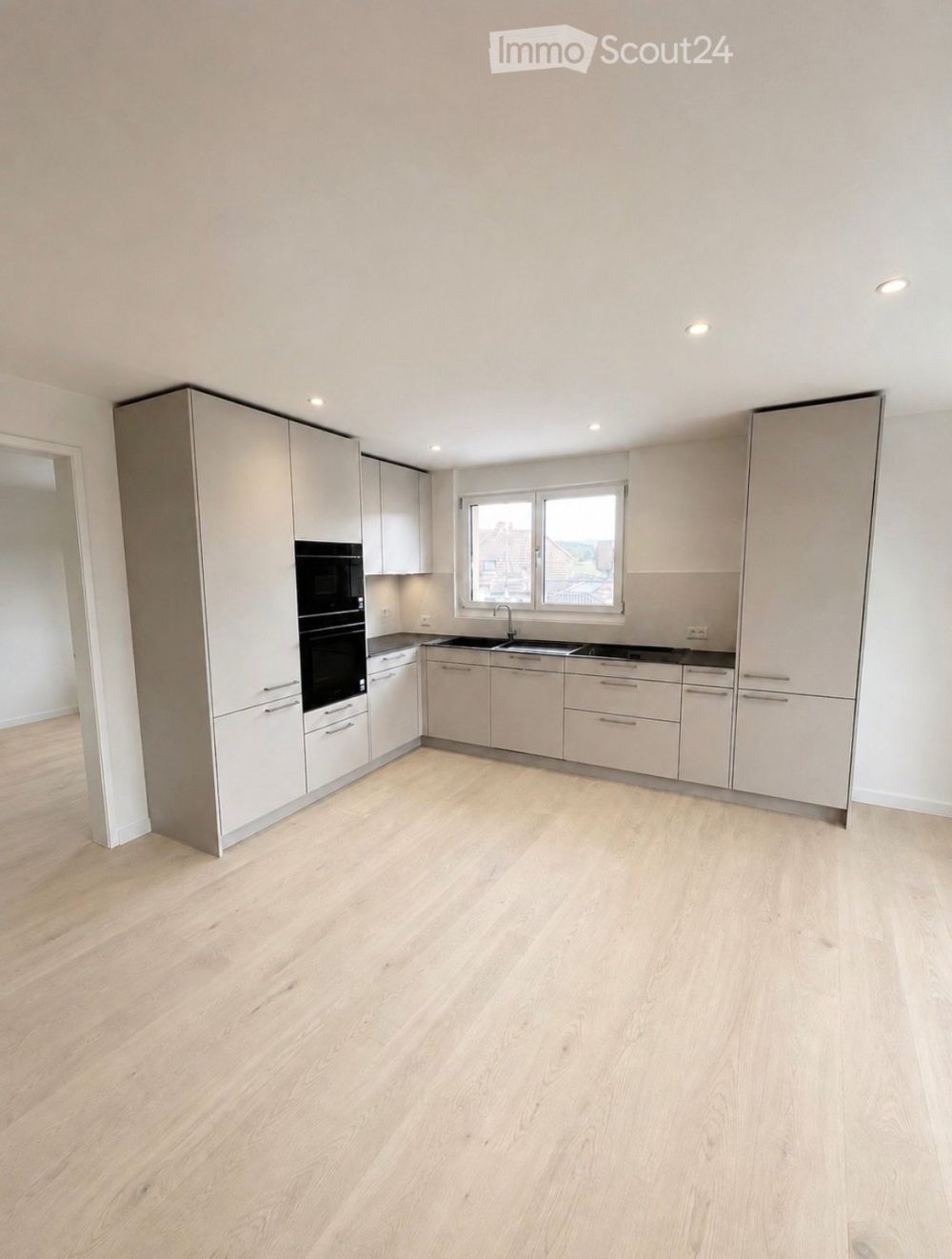 Erstbezug/Neubau: Moderne 4.5-Zimmer-Wohnung - Bild 2
