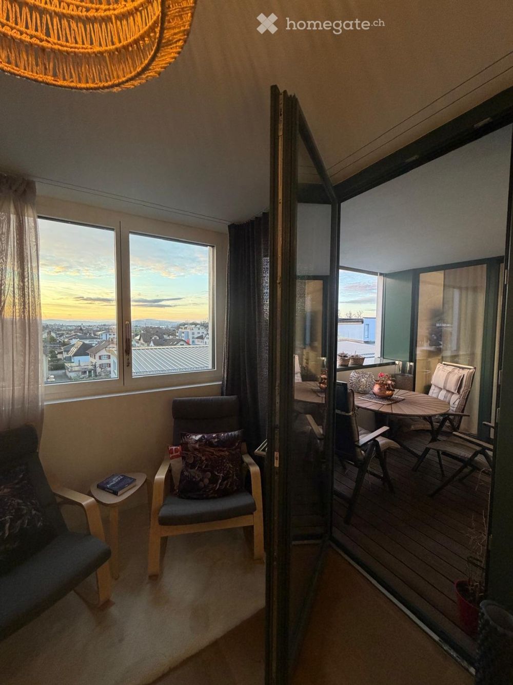 Moderne 4.5-Zimmer-Neubauwohnung mit Balkon und Aussicht in Siebnen - Bild 2