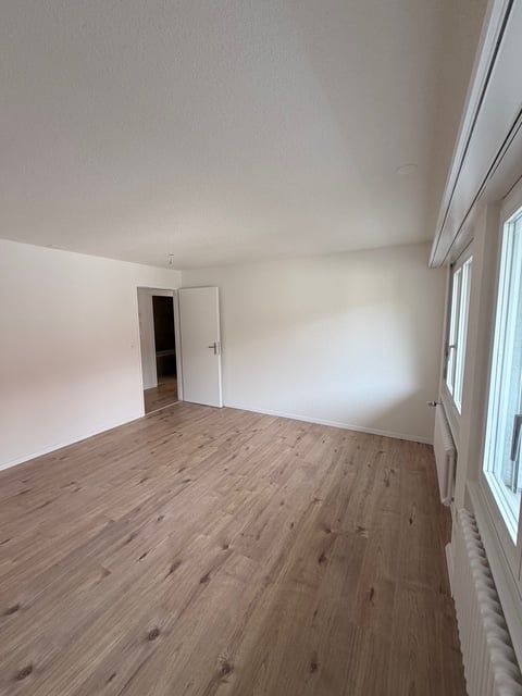 Erstvermietung nach Renovierung – Moderne 3.5-Zimmerwohnung in Trimbach - Bild 3