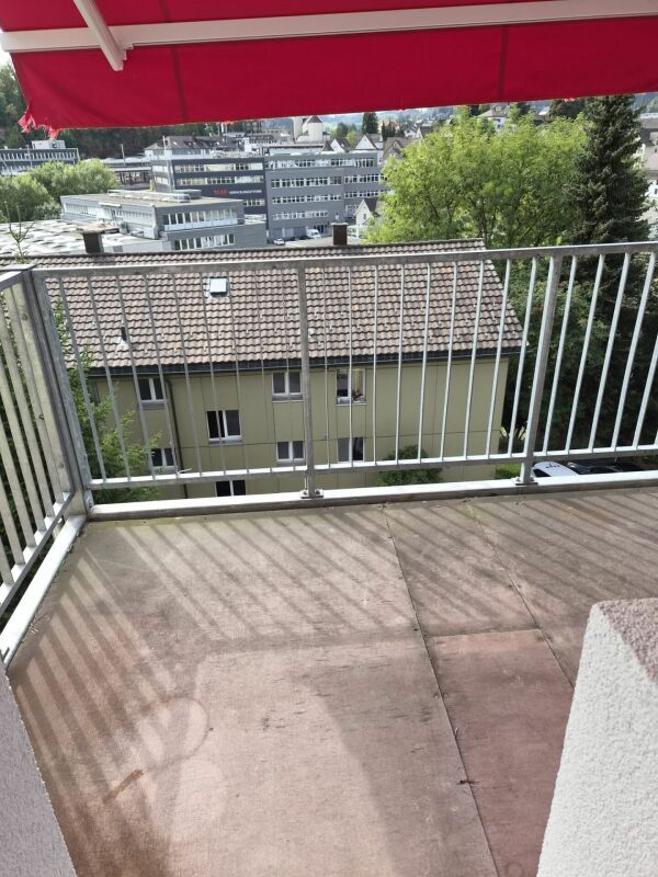 grosse 4 Zimmerwohnung - Bild 9