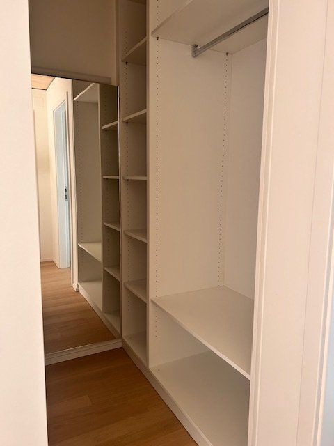 Logement 3.5 pièces au 3ème étage - Dressing