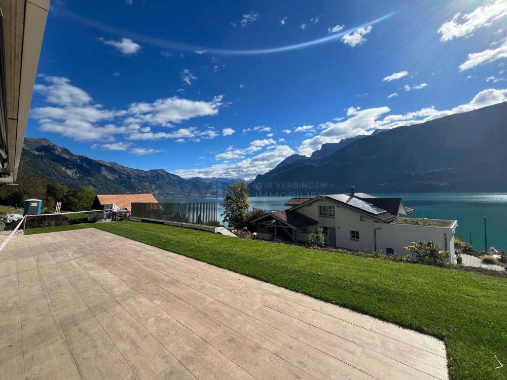 Nur für Ruhe-Liebhaber - See und Berge - traumahaft