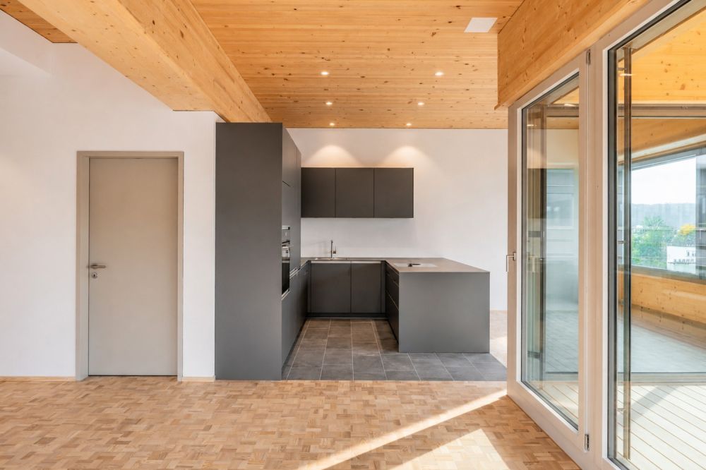 Erstvermietung: Attraktive 4.5-Zimmer-Wohnung auf dem Gewerbeareal ,,Gewerbepark Station Nänikon'' - Bild 4