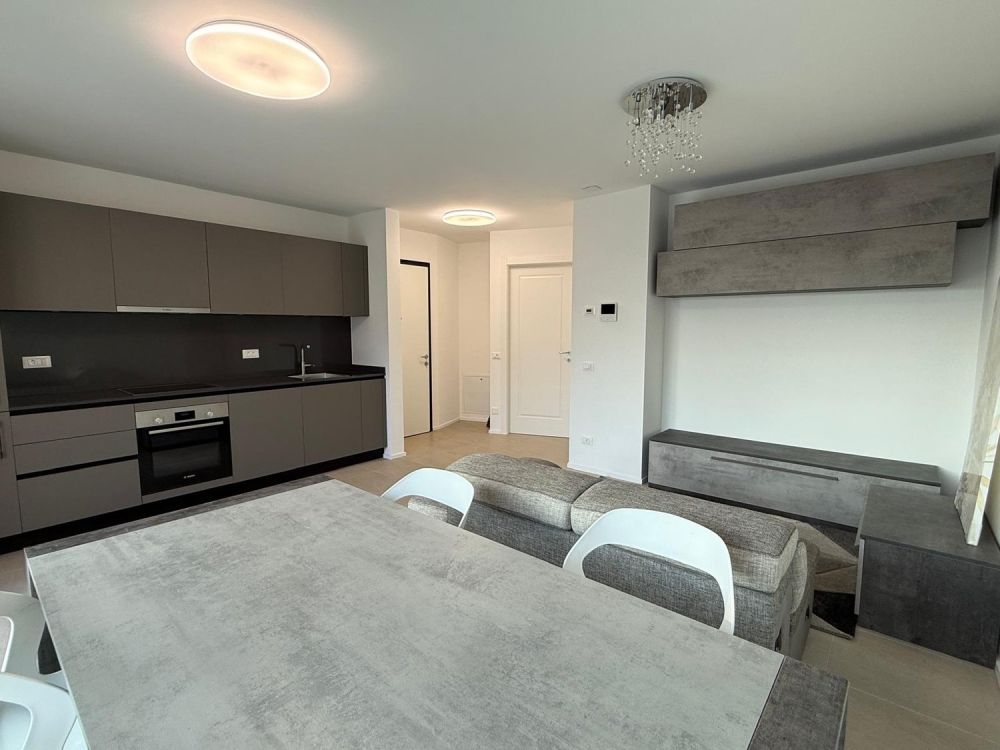 Nuovo appartamento al piano attico immerso nel verde e nella natura - Bild 7