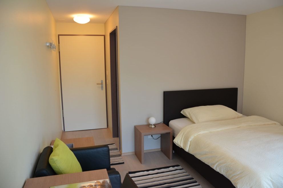 Moderne Studiozimmer für Langzeitaufenthalte - zentral in Winterthur-Veltheim gelegen - Bild 1