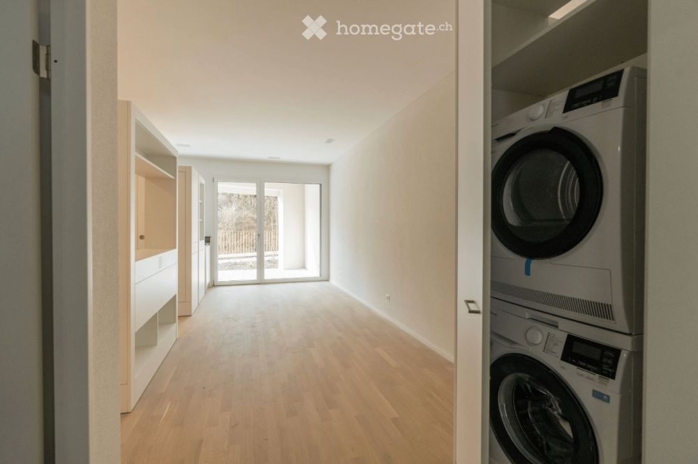 Moderne 1.5 Zimmer Neubauwohnung mit extrem viel Stauraum, Terrasse und Blick ins Grüne - Bild 3