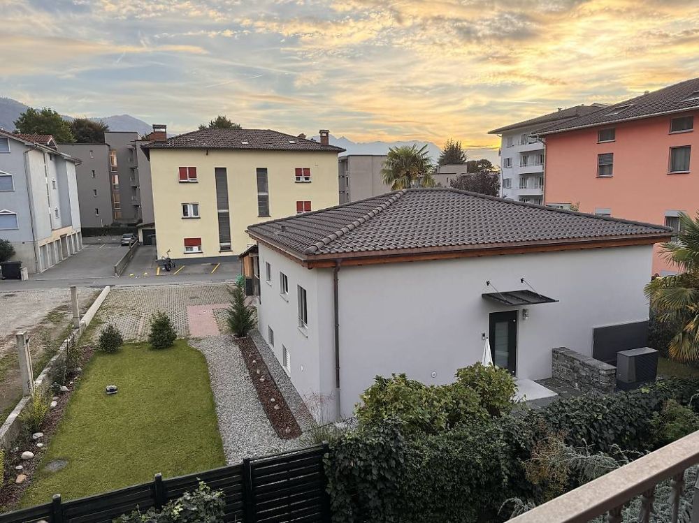Neubau-3,5-Zimmer-Wohnung mit Garten - Bild 1