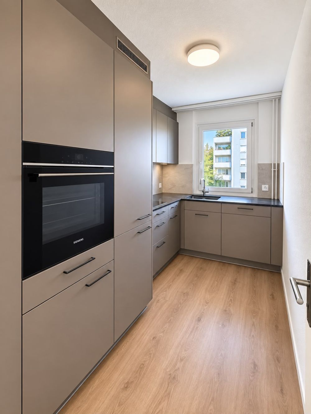 Erstvermietung - 5.5-Zimmer-Attika-Wohnung mit Terrasse - Bild 2