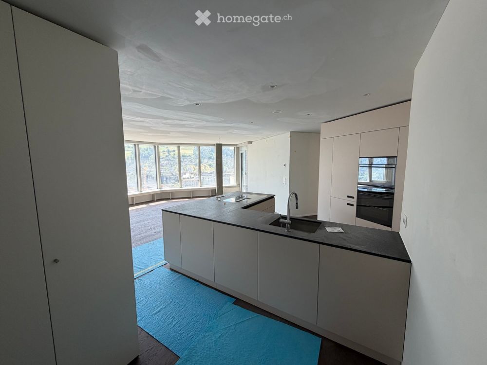 Moderne 4.5-Zimmer-Wohnung im 23. Stock mit atemberaubendem Ausblick auf See und Alpenpanorama - Bild 3