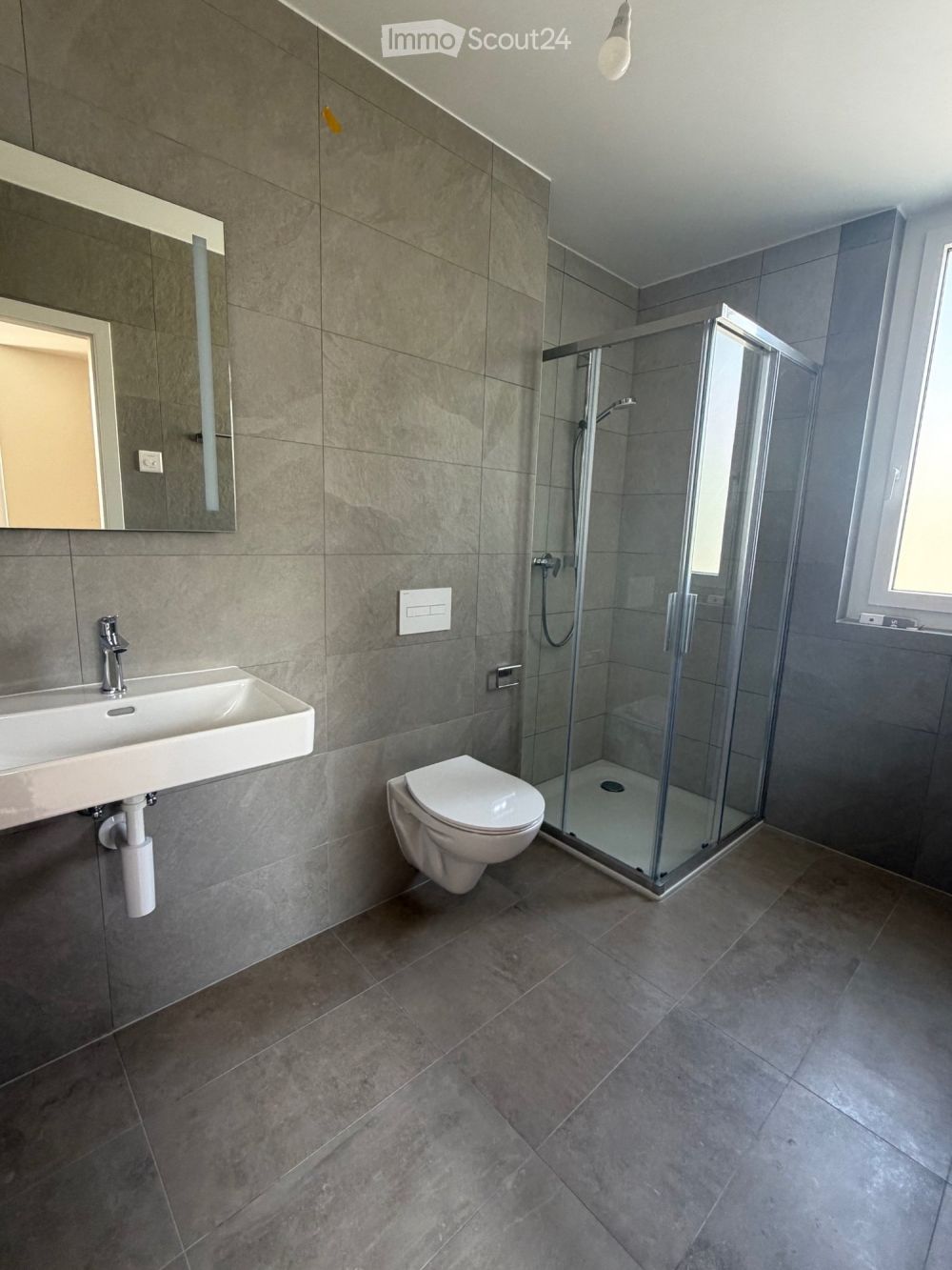 Schönes 2.5-Zimmer-Wohnung in neuer Residenz - Bild 4