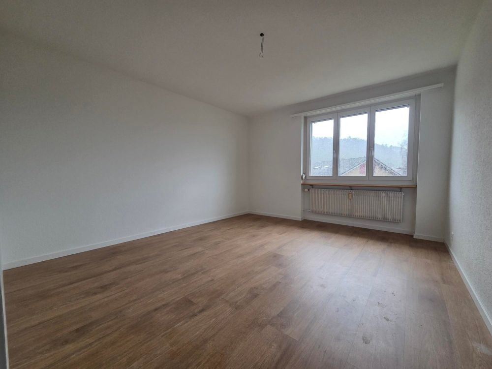 ERSTVERMIETUNG: 3,5-Zimmerwohnung mit NEUER Küche + NEUEM Bad - Bild 4