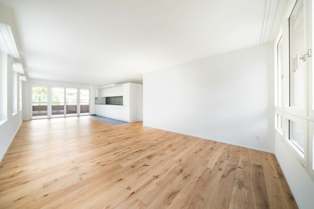 Grosszügige 2.5-Zimmer-Neubauwohnung an ruhiger Lage mit herrlichem Balkon - Bild 4