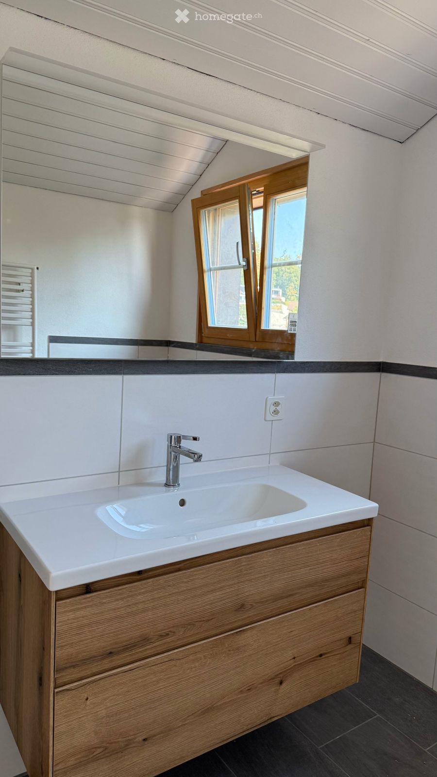 Frisch renovierte 3.5-Zimmer-Maisonettewohnung mit Balkon - Bild 7