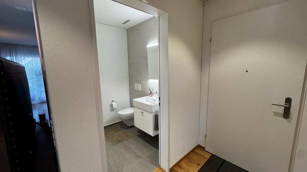 2.5 Zimmer Dachwohnung in Höri (Nachmieter gesucht) - Bild 9