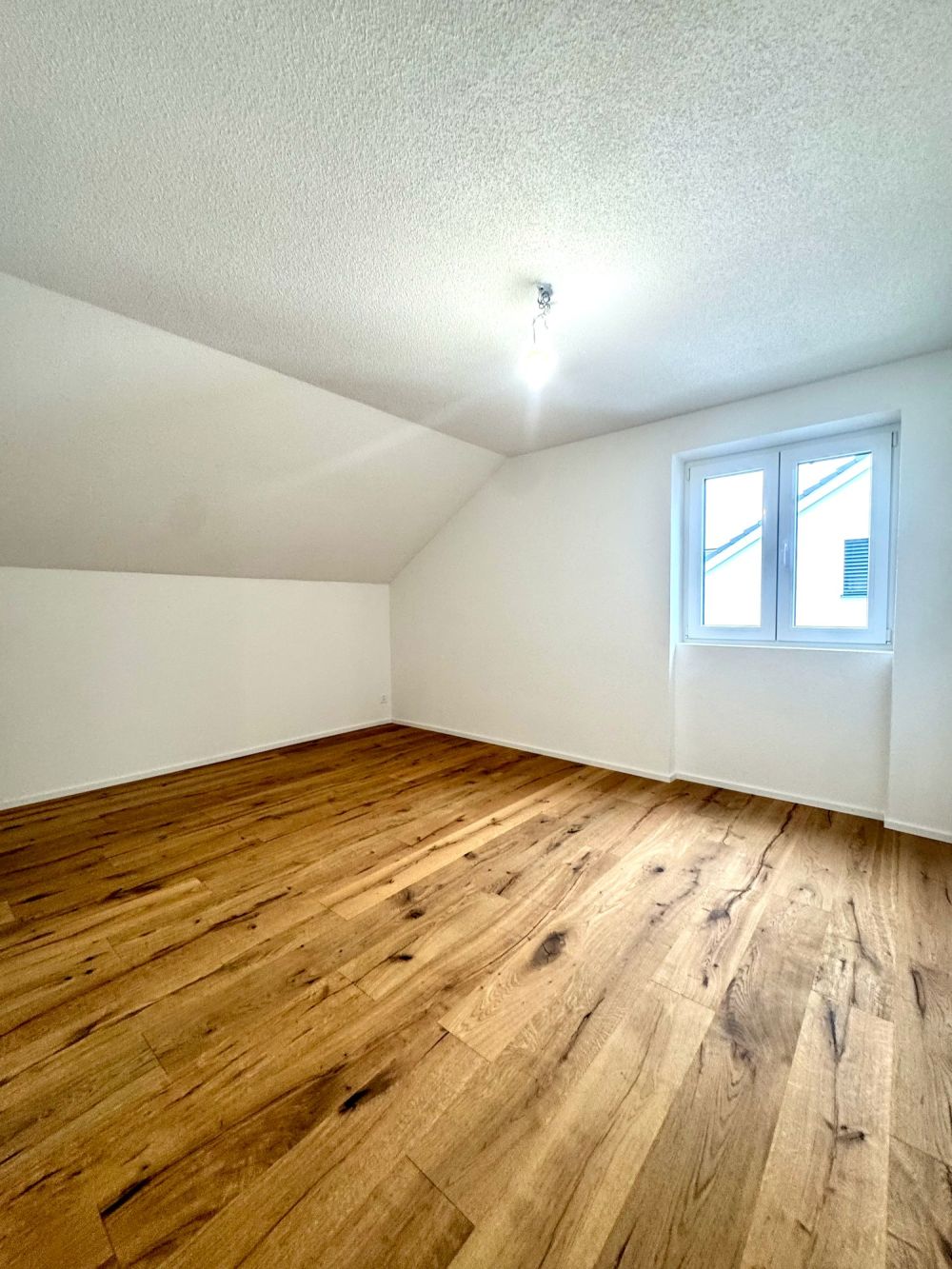ERSTVERMIETUNG: Wunderschöne 2.5 Zimmer Attika-Wohnungen in Wangen bei Olten - Bild 11