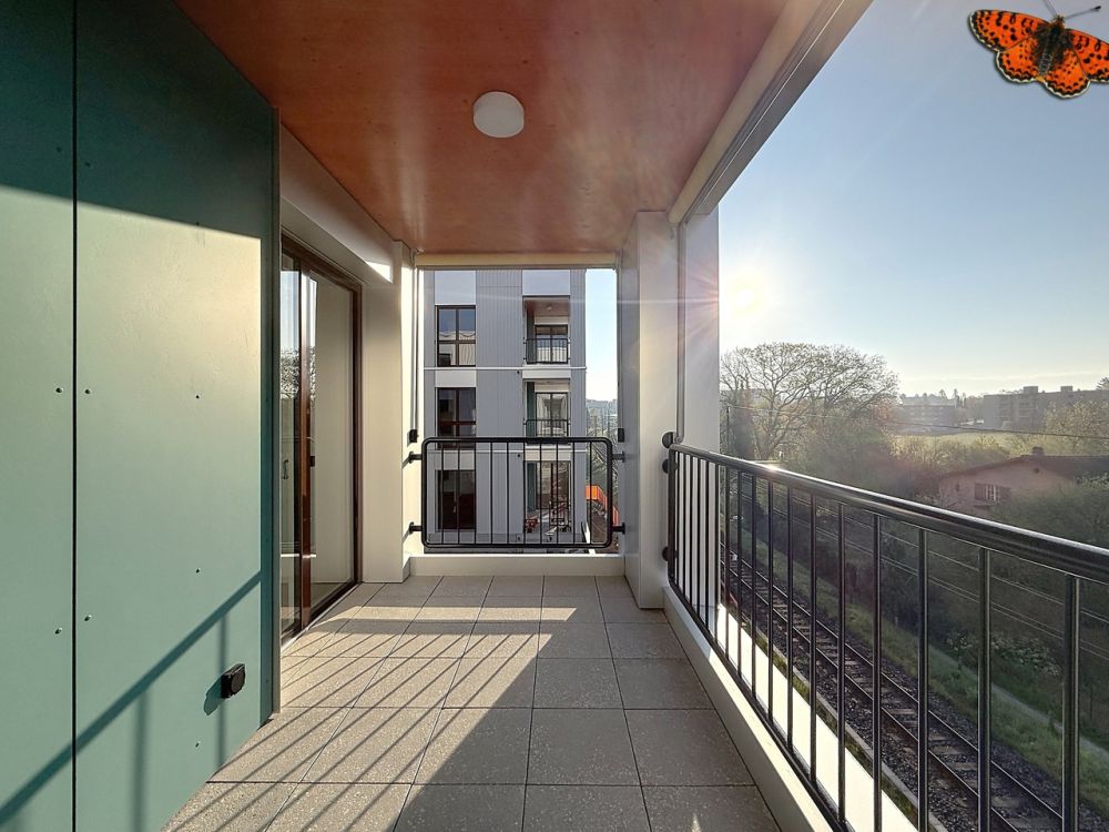 3½ PIÈCES - Neuf avec un balcon - Balcon