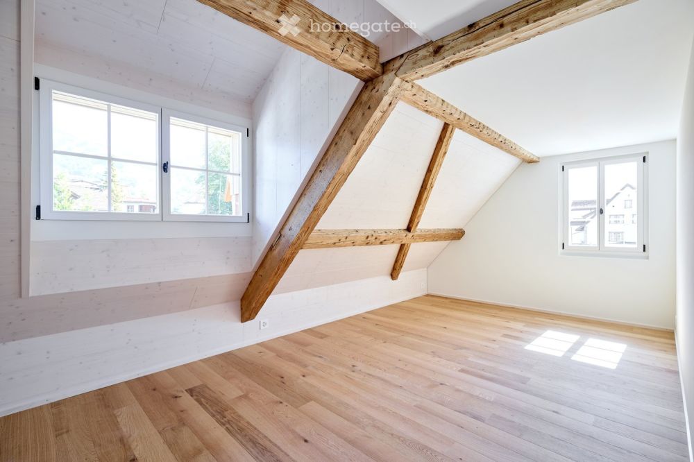 Historische 5.5-Zimmer-Maisonette-Wohnung mit Charme in Seewen SZ - Bild 8