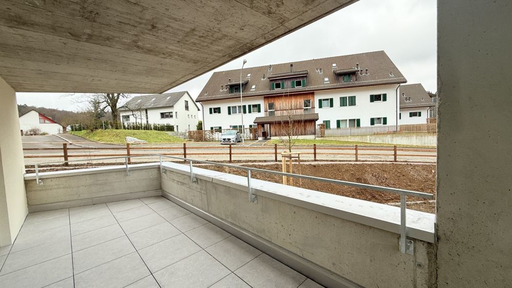 Erstvermietung an ruhiger uns sonniger Lage mit grossem Balkon - Bild 4