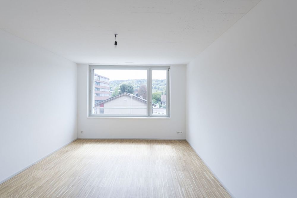 3.5-Zimmer Wohnung direkt am Bahnhof Schlieren - 5_Zimmer.jpg