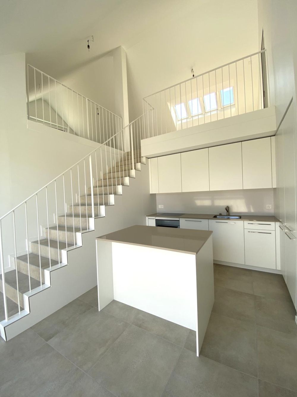 Magnifique appartement récent de 4.5 pièces aux combles à Eysins - Bild 1