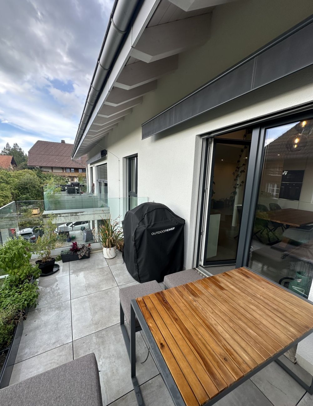 Moderne 2.5 Zimmer Dachwohnung mit Galerie - Bild 11