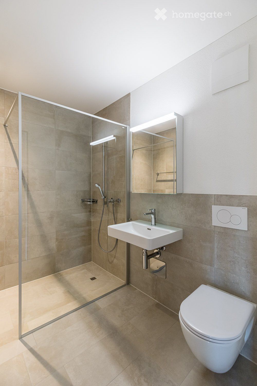 attraktive 2½-Zimmer-Wohnung mit Galerie Erstbezug - Bild 10