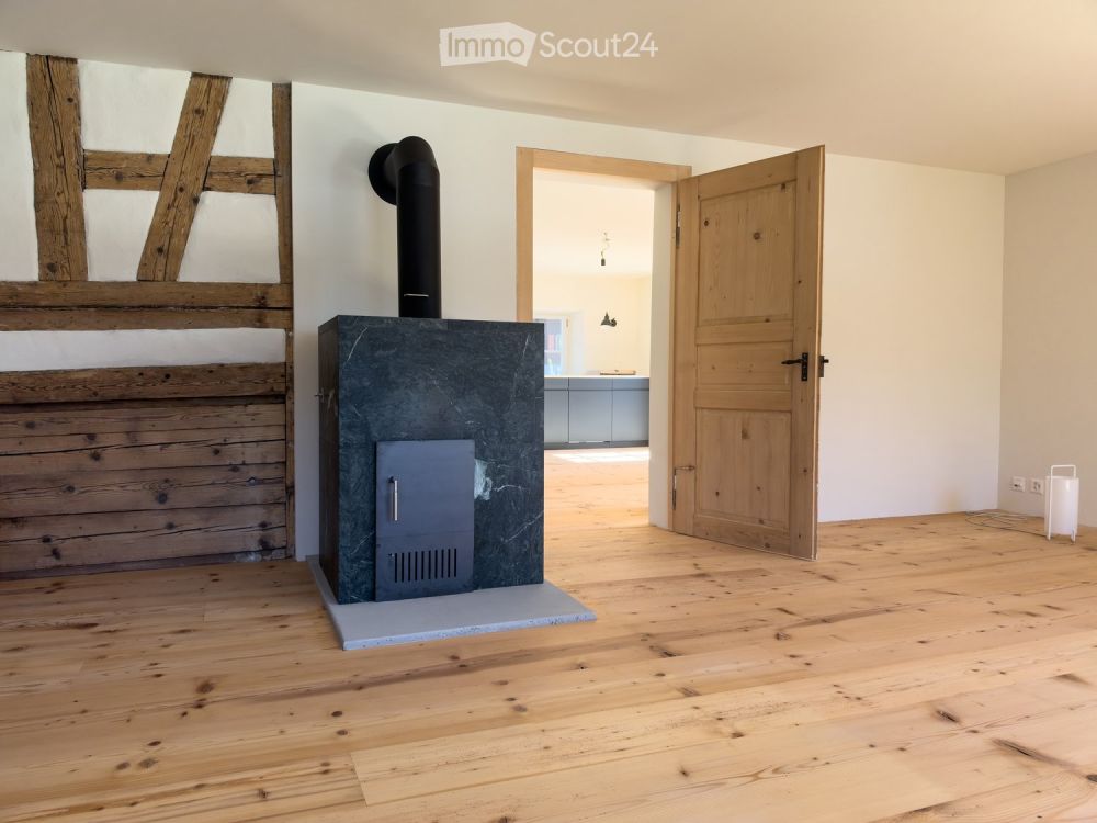 Hochwertige 5-Zimmer-Maisonettewohnung im historischen Haus im Domleschg (Erstbezug) - Bild 8