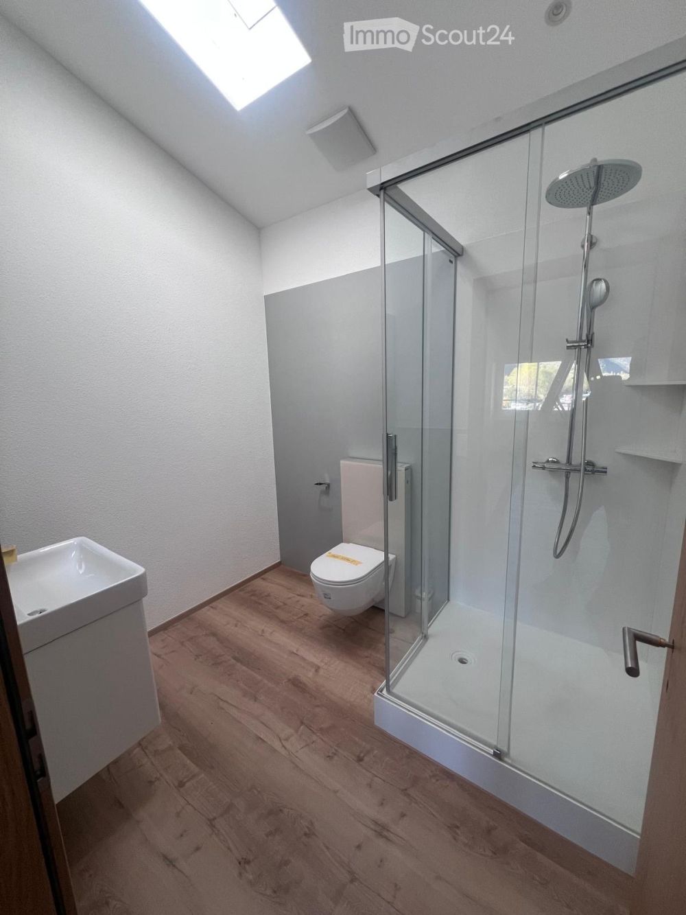 4.5 Zimmerwohnung - Erstbezug nach Renovation - Bild 8