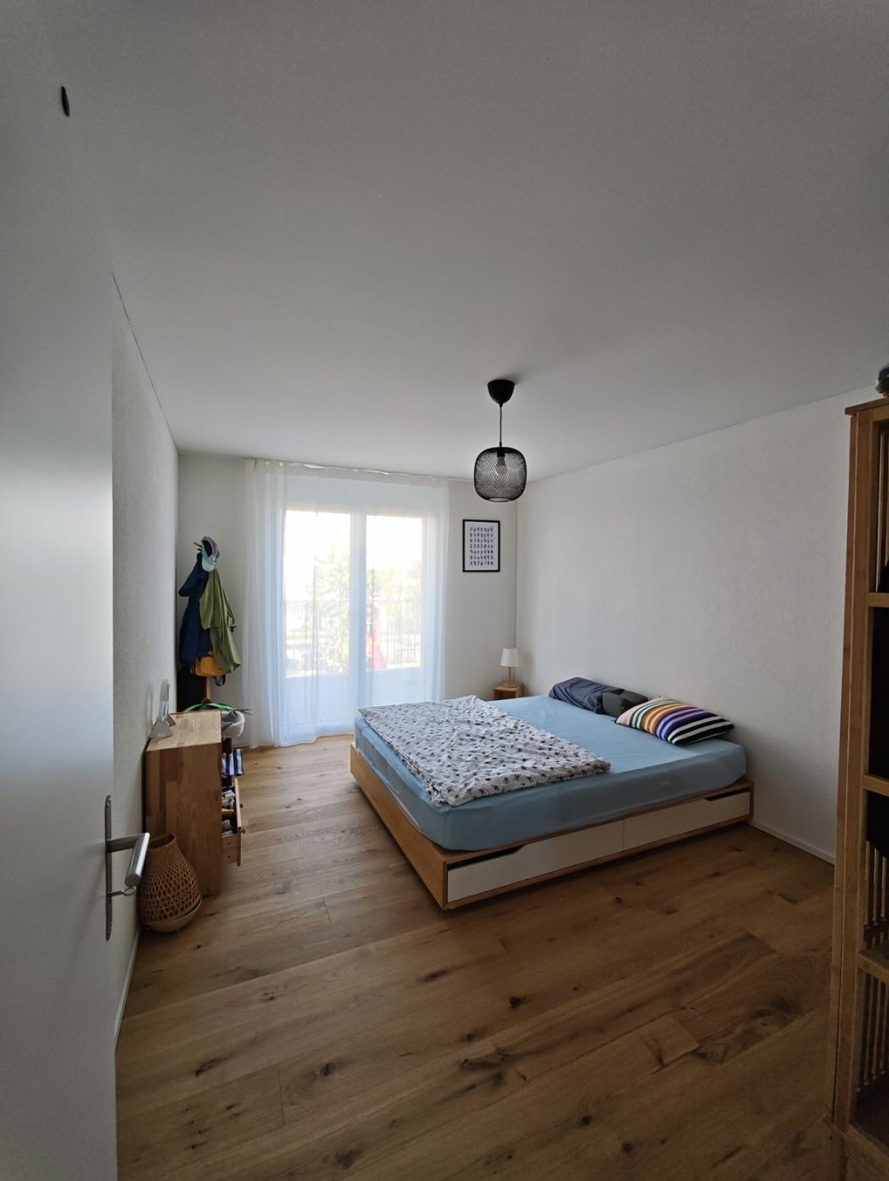 Moderne 4.5-Zimmer-Neubauwohnung mit grossem Balkon - Bild 5