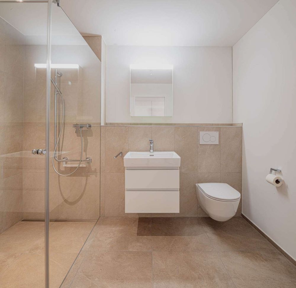 Hochwertige Neubauwohnungen im Herzen von Dachsen - Badezimmer mit Dusche