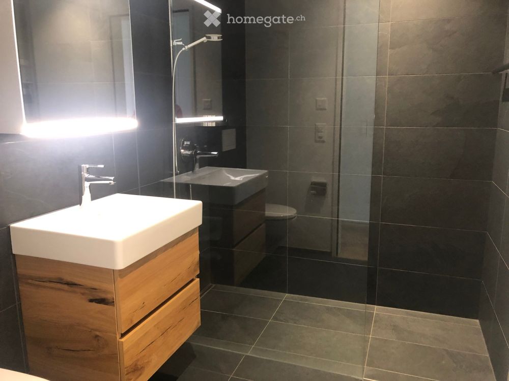 Luxuriöse 3.5 - Zimmerwohnung in Unterägeri - Bild 3