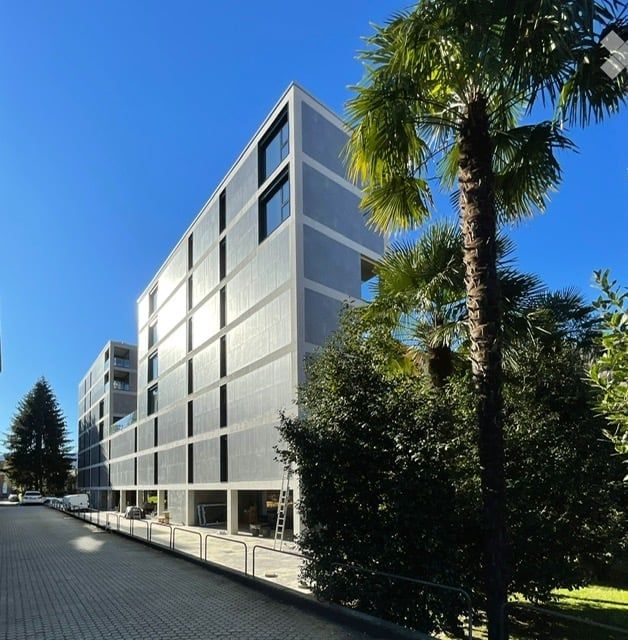 Moderno appartamento 2.5 locali arredato con gusto con terrazzo ad Agno - Bild 1