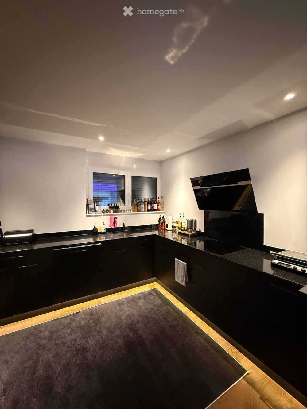 Moderne 3.5-Zimmer-Neubau-Wohnung in Hinwil mit Terrasse - Bild 3