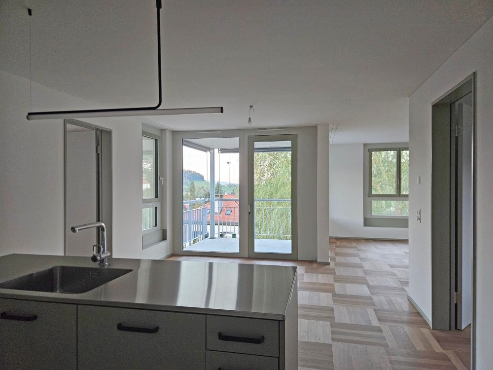 Erstvermietung - attraktiv Wohnen mit herrlicher Aussicht - Küche, Essen, Wohnen