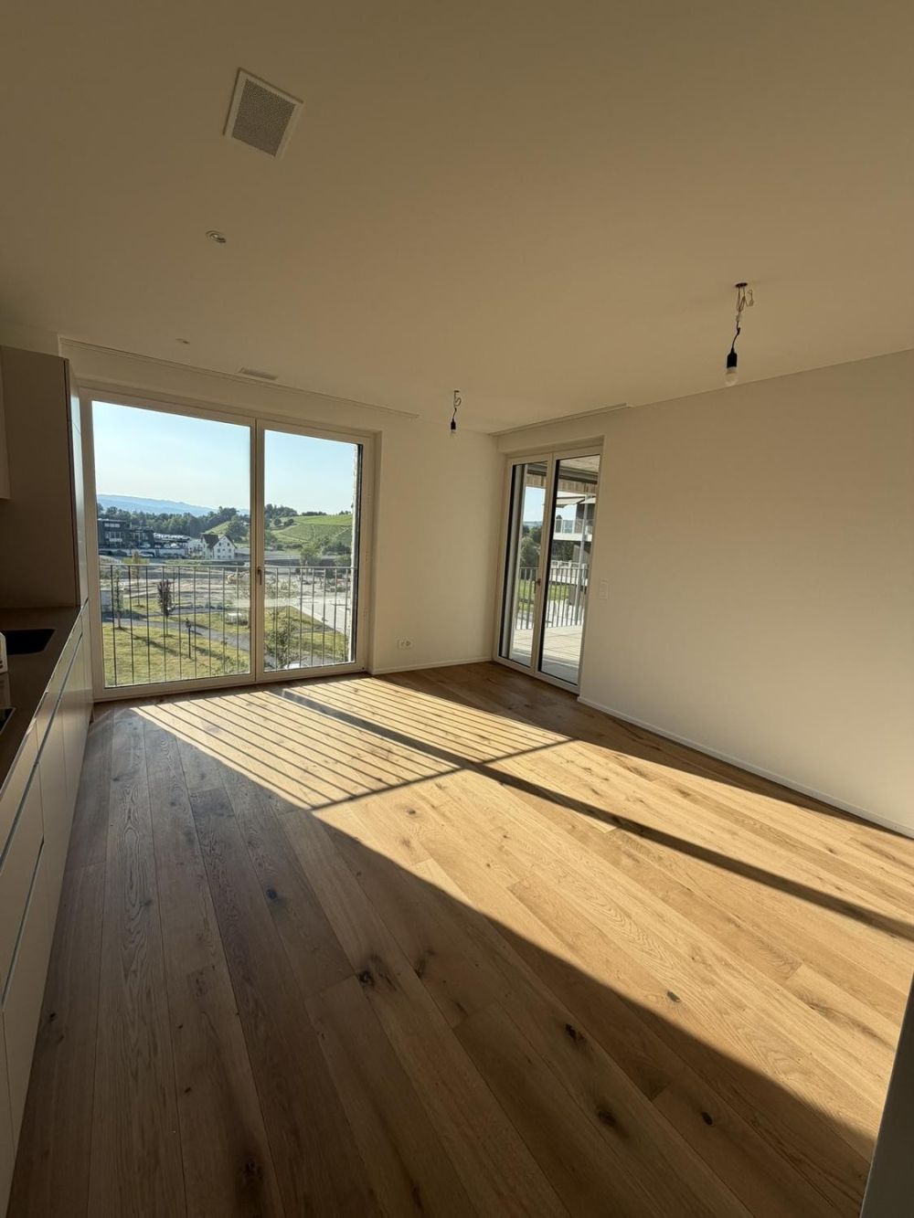 Modern 2.5-room apartment in the new AuPark development – steps from Lake Zurich - Bild 1