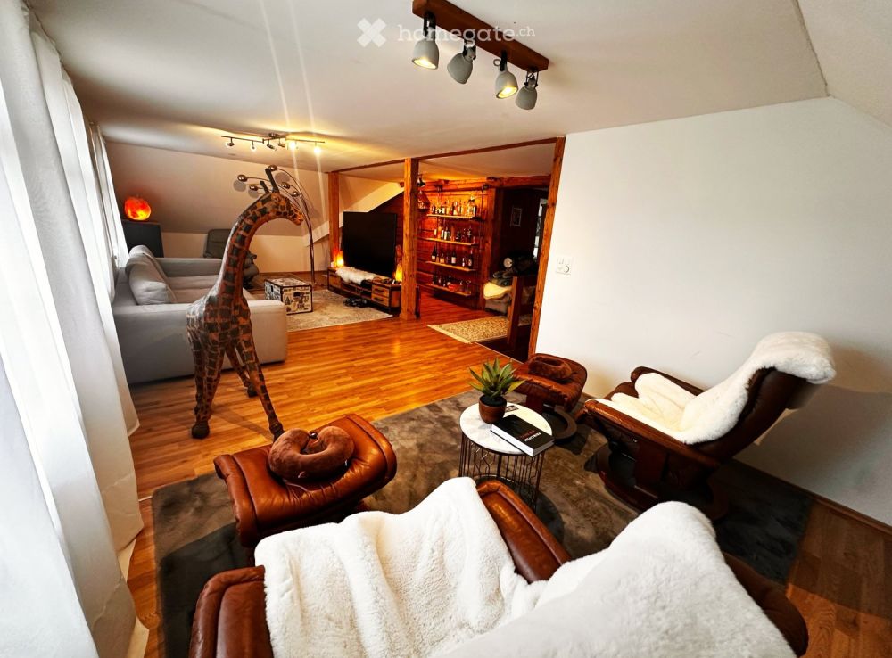 Zimmer (22m2) in WG im Kanton ZUG mit Garten und Parkplatz - Bild 1