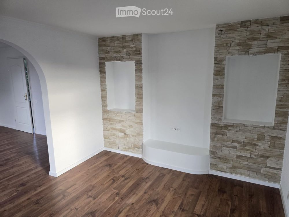 Bemerkenwertes und aussergewöhnliches 3-stöckiges Einfamilienhaus in Balgach (NEU (2026) saniert) - Bild 4