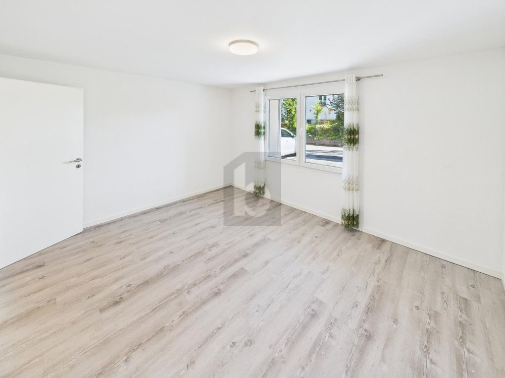 RUHIG, MODERN UND GROSSZÜGIG - Bild 3
