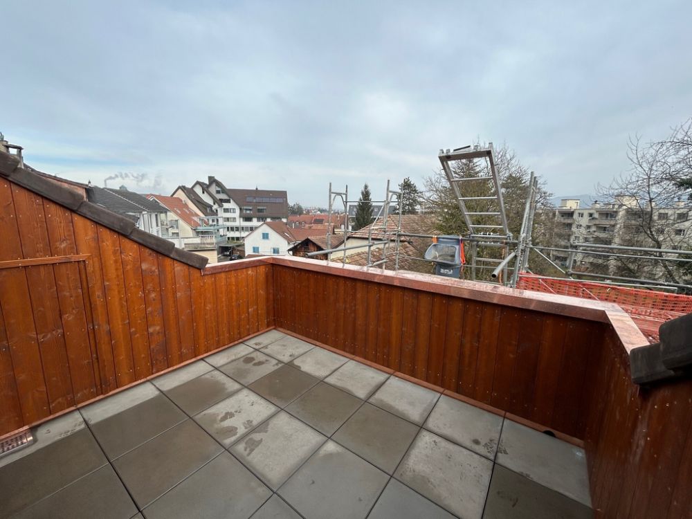 Erstbezug nach Sanierung - Dachwohnung Bürgergemeinde Aesch - 18.jpg