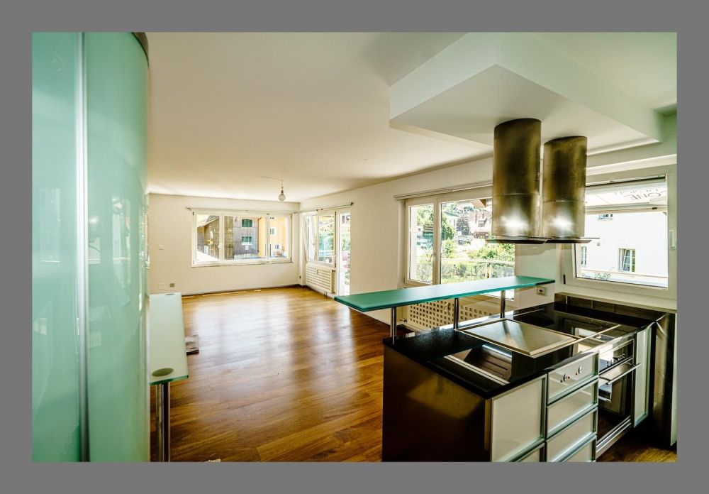 Moderne 4.5-Zimmer-Maisonettwohnung in Hölstein zu vermieten - 02.2 Küche
