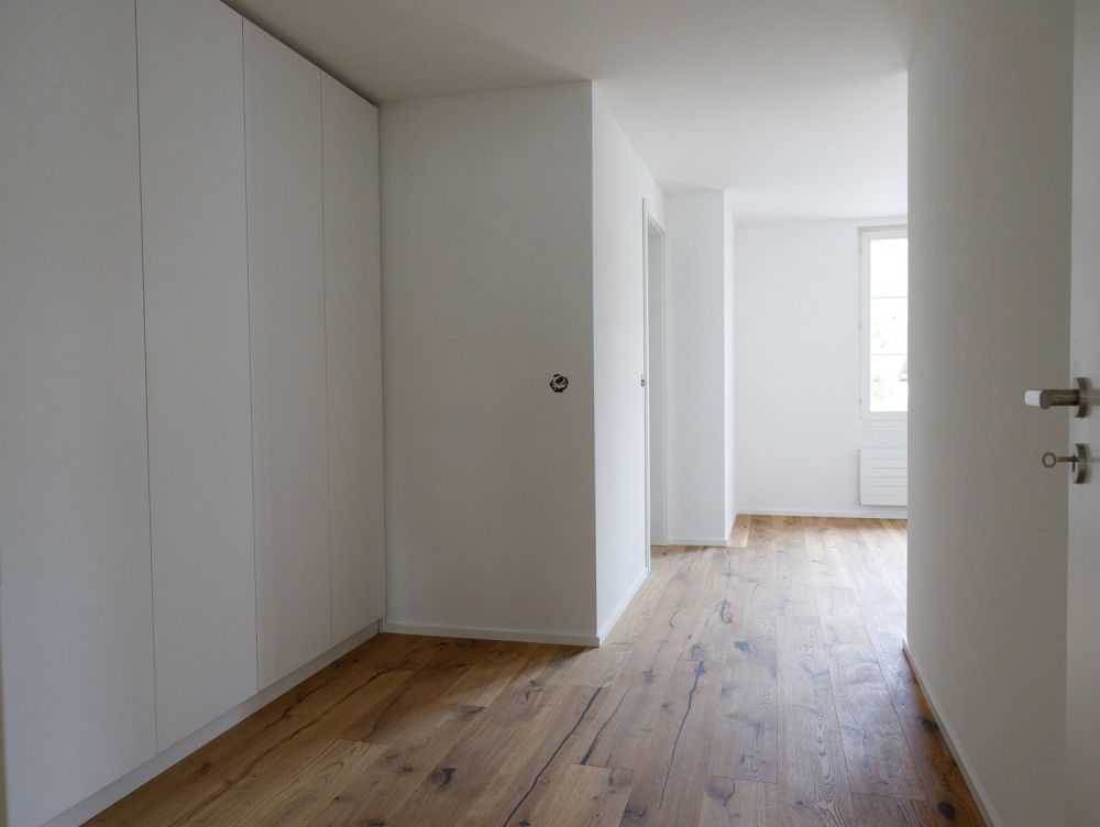 Erstvermietung nach Totalsanierung – Grosszügige 3.5-Zimmer-Wohnung mit Balkon - Bild 3