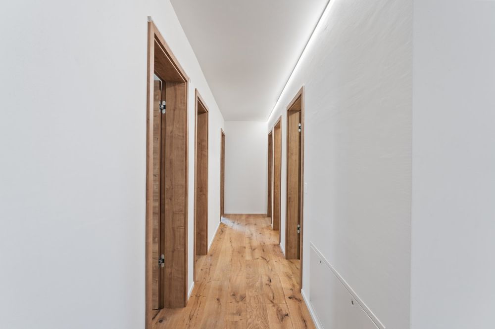 möbiliertes WG Zimmer in 5.5-Z-Gartenwohnung - Neubau - Bild 7