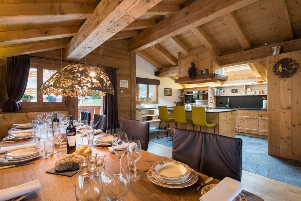 Exquisite 4 bedroom chalet for holiday rental - Bild 4