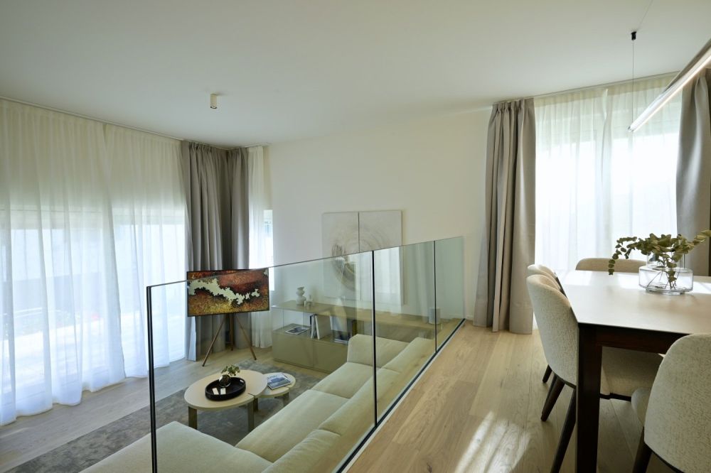 Moderne neu gebaute Villa - Bild 3