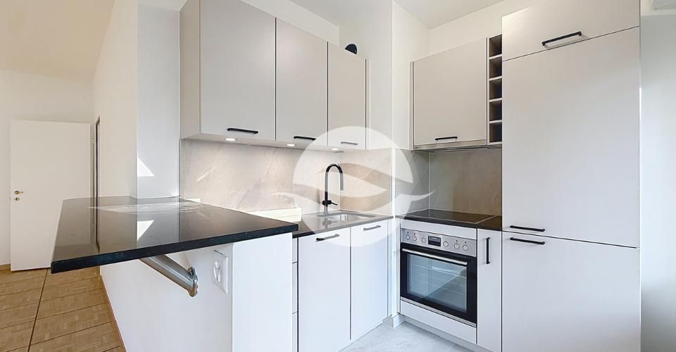 Très joli 2 pièces, piscine intérieure dans l'immeuble - Appartement 2 pièces - image - 2