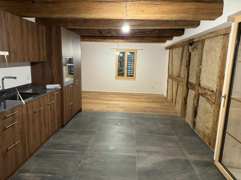 Attraktive 3½-Zimmer-Maisonettewohnung an ruhiger Lage in Buchberg - Bild 3