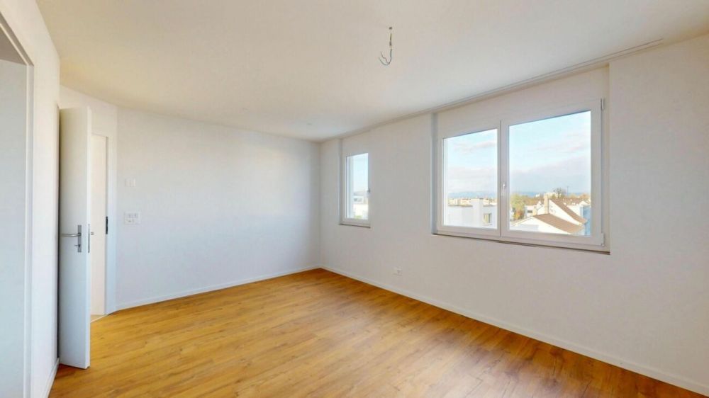 Moderne 4.5-Zimmerwohnung mit 21 m² Terrassenfläche - Bild 5
